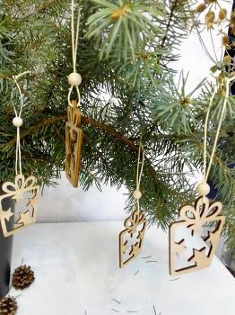 6 Holzanhänger Geschenk mit Sternen